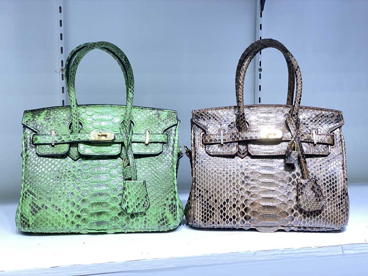 женские сумки в стиле Hermès BIRKIN 25см из кожи питона