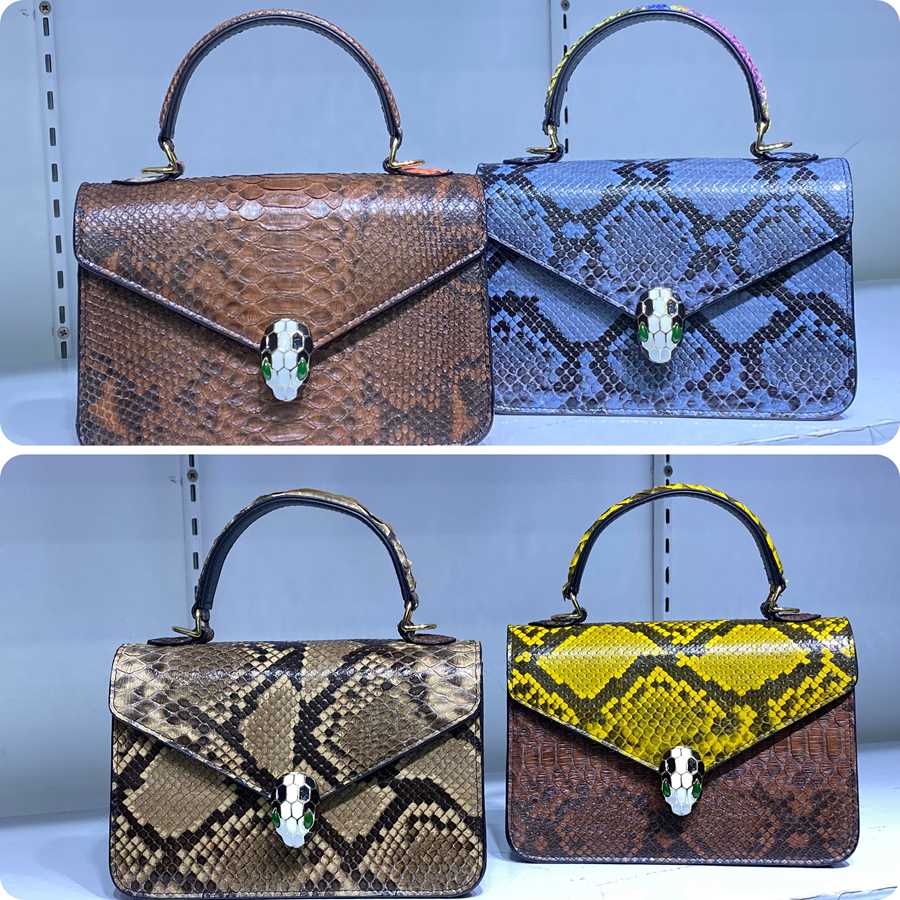 Новая партия женских питоновых сумок цена 11500₽