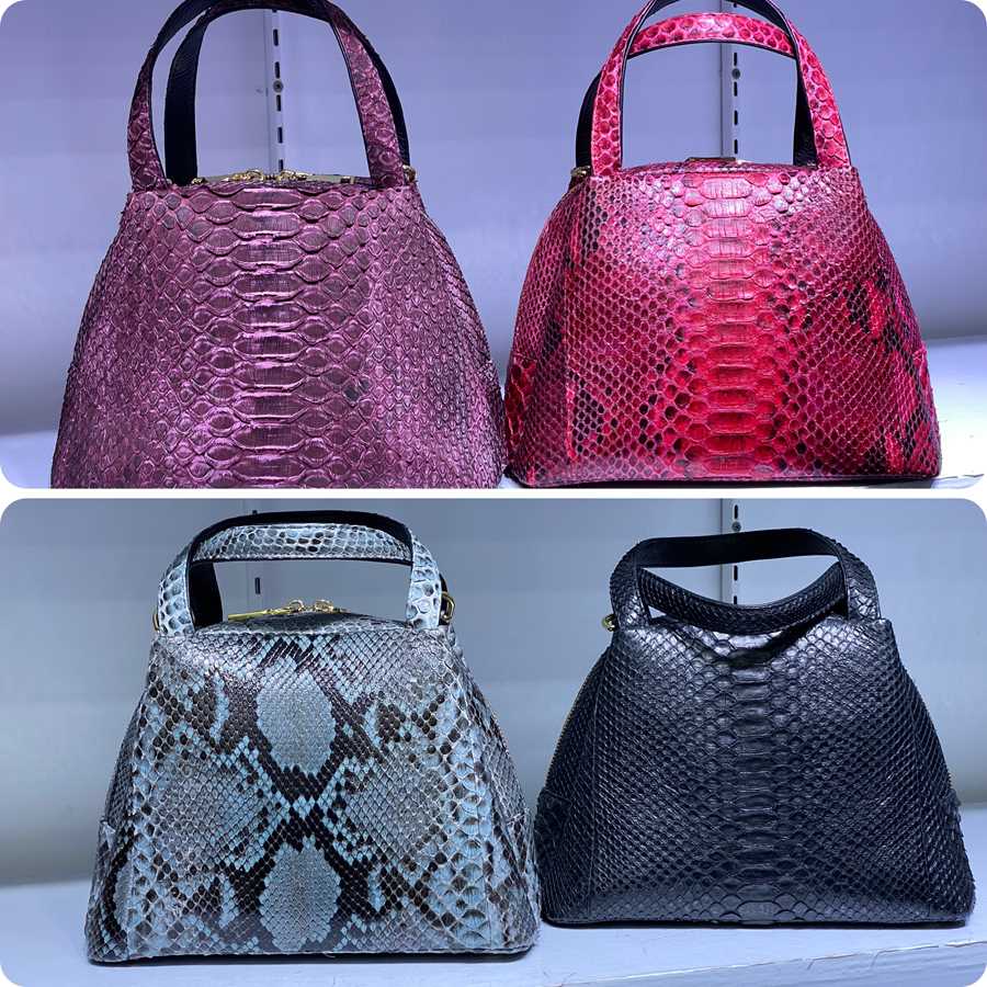Новая партия женских питоновых сумок цена 14000₽