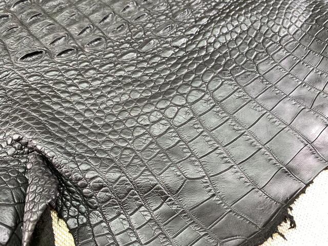Кожа крокодила 44см спинная часть 2066