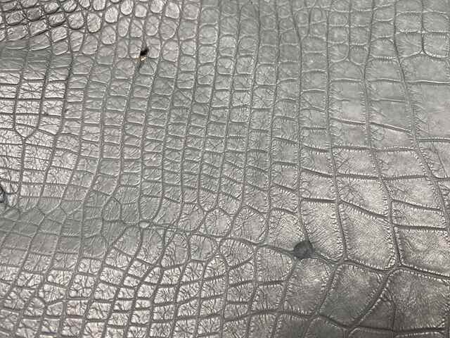 Одежная кожа крокодила 50см 2436