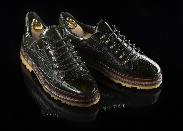 Обувь ручной работы из кожи крокодила пошив на заказ 4046