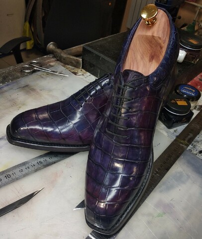 Обувь ручной работы из кожи крокодила пошив на заказ 4026